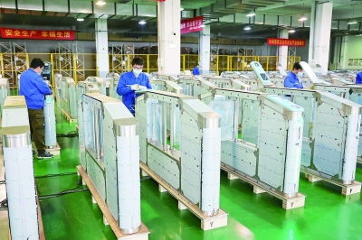 南京熊貓開足馬力趕訂單